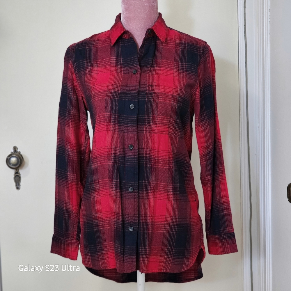 Madewell plaid flannel shirt, size XXS.
